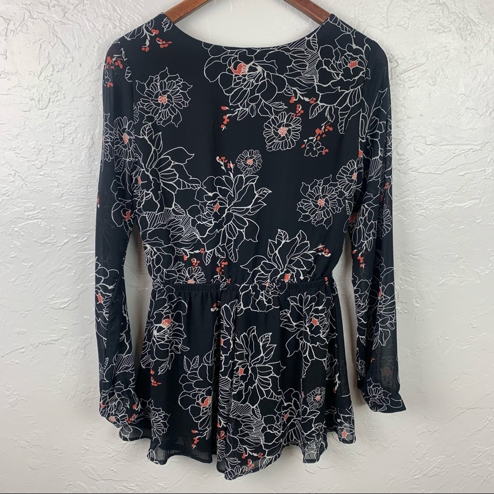 ASTR the label black floral romper sz Small - Picture 8 of 10